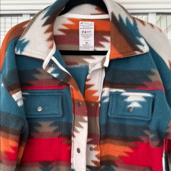 Colorful Aztec Patterned Jacket - Picture 3 of 10